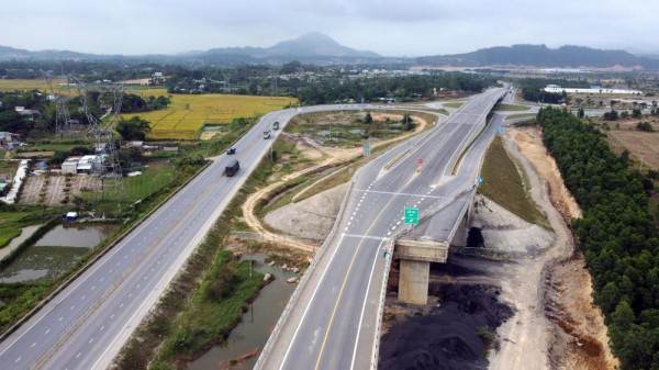 Hơn 3.300 tỷ đồng làm tuyến đường vành đai 3 nhánh Đông từ huyện Hoằng Hóa đến Quảng Xương